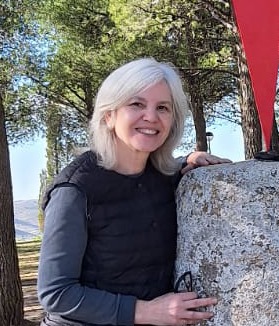 D. María del Pilar de Luis Domínguez